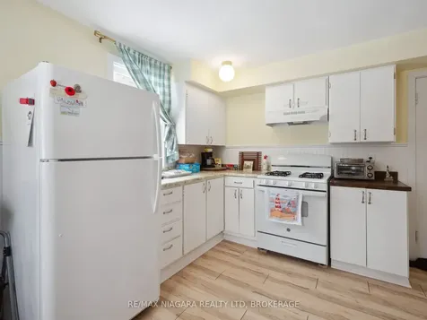 487 Point Abino Road S Fort Erie ON L0S 1N0