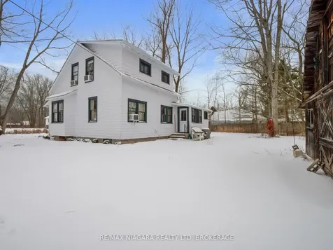 487 Point Abino Road S Fort Erie ON L0S 1N0