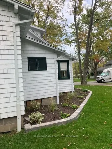 487 Point Abino Road S Fort Erie ON L0S 1N0