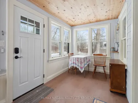 487 Point Abino Road S Fort Erie ON L0S 1N0