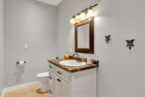 44 Albine Street Asphodel-norwood ON K0L 2V0