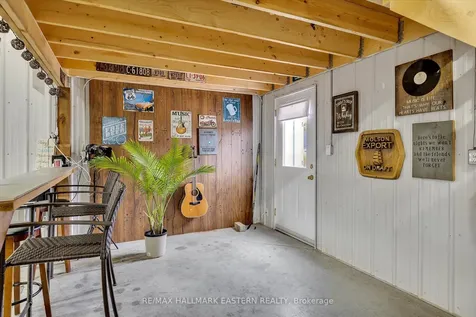 44 Albine Street Asphodel-norwood ON K0L 2V0