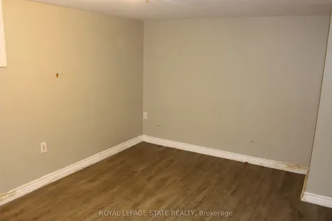 304 Nelson Street Brantford ON N3S 4C8