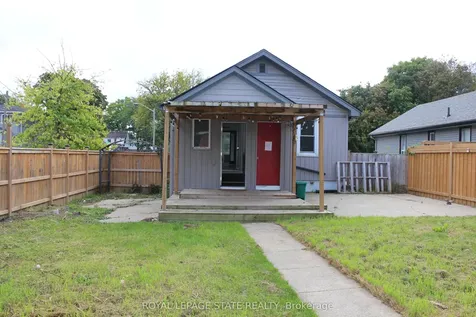 304 Nelson Street Brantford ON N3S 4C8