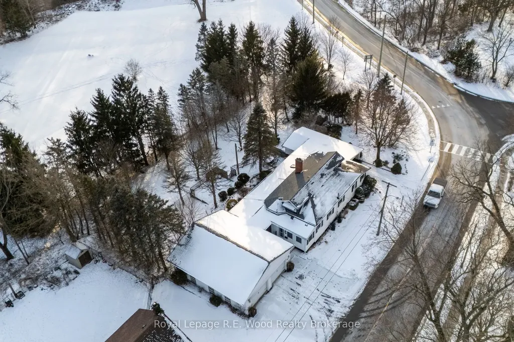 14 Woodland Road Central Elgin ON N5P 1P2