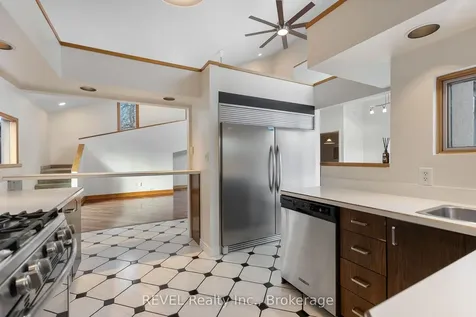 1081 Seymour Avenue Fort Erie ON L2A 5S4