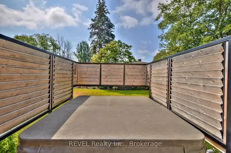 1081 Seymour Avenue Fort Erie ON L2A 5S4