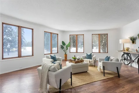 26 Curling Road Bracebridge ON P1L 1M6