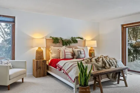 26 Curling Road Bracebridge ON P1L 1M6