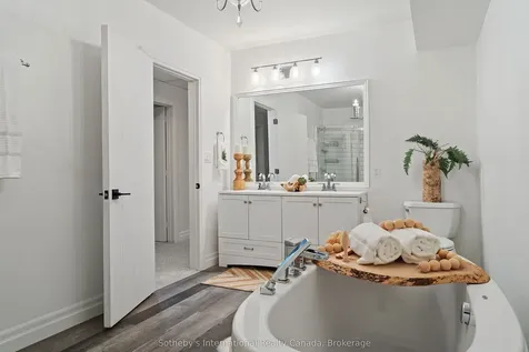 26 Curling Road Bracebridge ON P1L 1M6