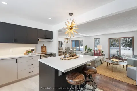 26 Curling Road Bracebridge ON P1L 1M6