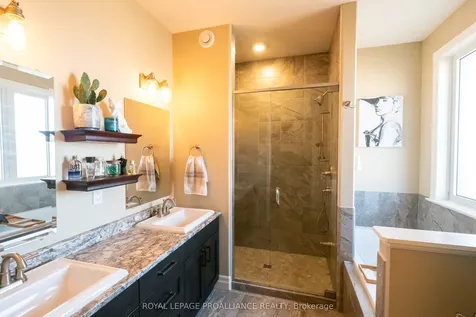 36 Vertis Court Belleville ON K8N 0C9