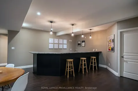 36 Vertis Court Belleville ON K8N 0C9