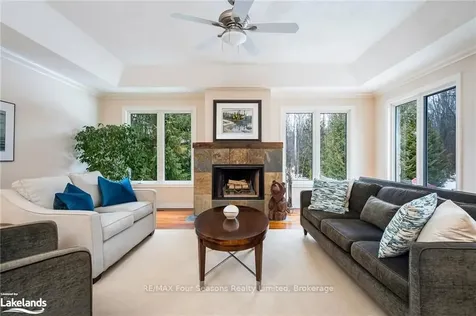 110 Scotts Court Blue Mountains ON N0H 1J0