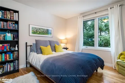 110 Scotts Court Blue Mountains ON N0H 1J0