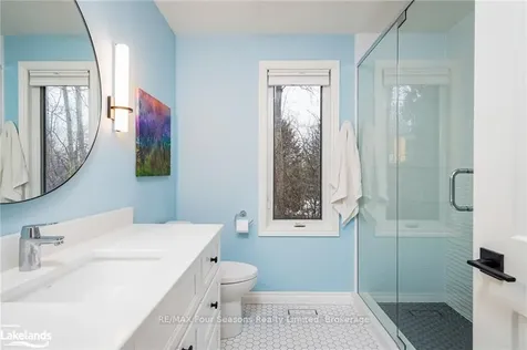 110 Scotts Court Blue Mountains ON N0H 1J0