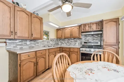 484 Spruce Street N Centre Wellington ON N1M 2W5