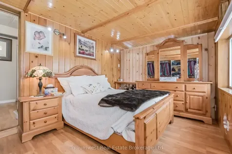 484 Spruce Street N Centre Wellington ON N1M 2W5