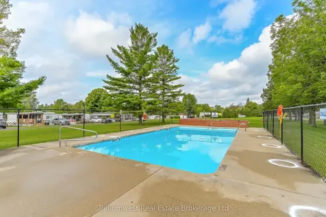 484 Spruce Street N Centre Wellington ON N1M 2W5