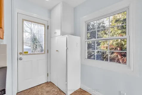 67 D'arcy Street Cobourg ON K9A 3Z6