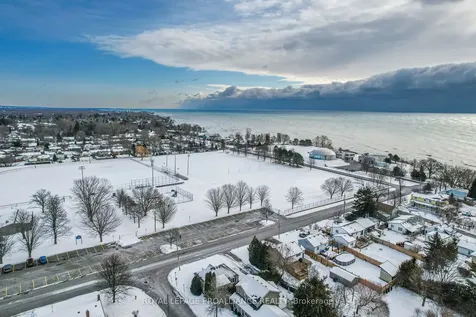 67 D'arcy Street Cobourg ON K9A 3Z6