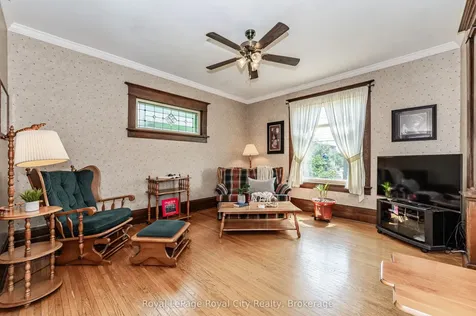 147 Street Patrick Street E Centre Wellington ON N1M 1M3