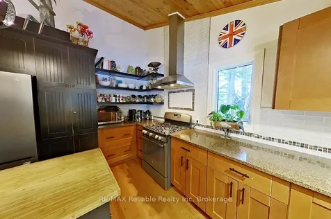 38 Catherine Street Bluewater ON N0M 1G0