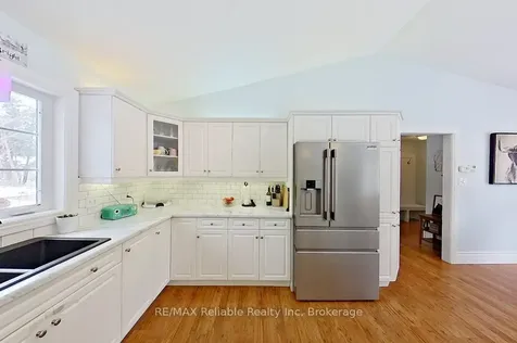 22 Eugene Street Bluewater ON N0M 1G0