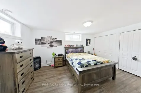 22 Eugene Street Bluewater ON N0M 1G0