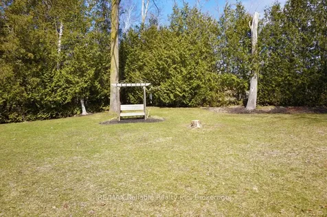 22 Eugene Street Bluewater ON N0M 1G0