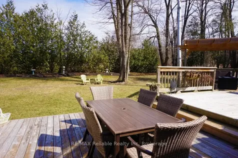 22 Eugene Street Bluewater ON N0M 1G0