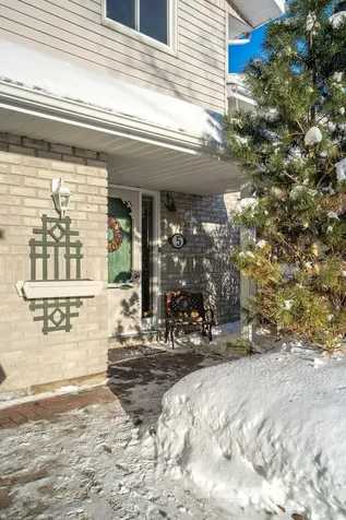 5 Morrow Avenue Brighton ON K0K 1H0