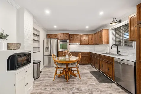 323 Street Felix Street Cornwall ON K6H 5A7