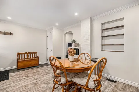 323 Street Felix Street Cornwall ON K6H 5A7