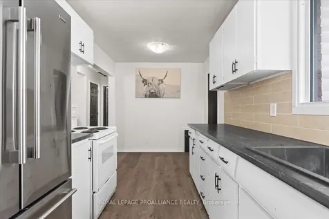 315 Bellevue Drive Quinte West ON K8N 4Z5