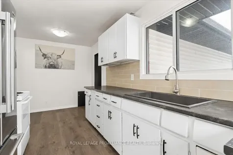 315 Bellevue Drive Quinte West ON K8N 4Z5