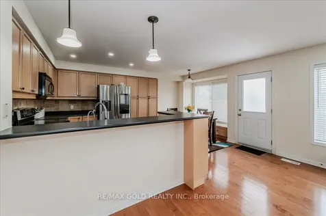 24 Baintree Way Cambridge ON N1T 2H3