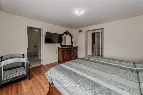 24 Baintree Way Cambridge ON N1T 2H3