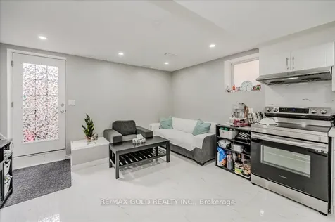 24 Baintree Way Cambridge ON N1T 2H3