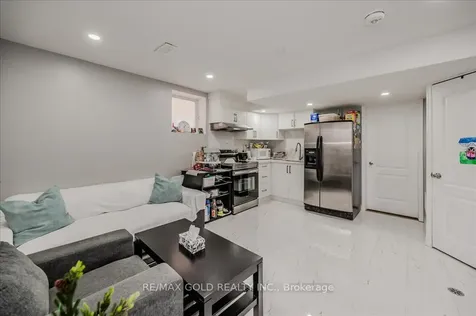 24 Baintree Way Cambridge ON N1T 2H3