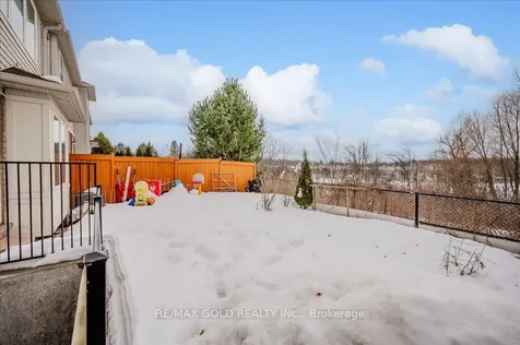 24 Baintree Way Cambridge ON N1T 2H3