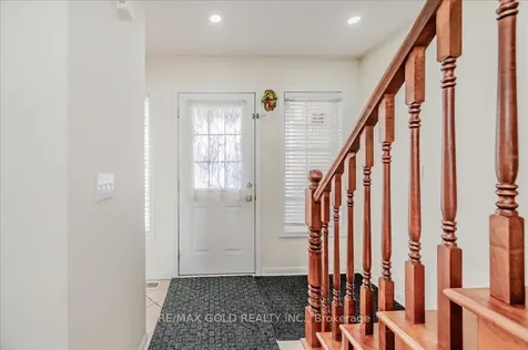 24 Baintree Way Cambridge ON N1T 2H3