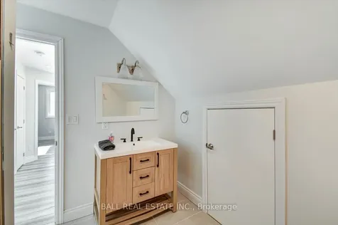 15 Vanluven Lane Bancroft ON K0L 1C0