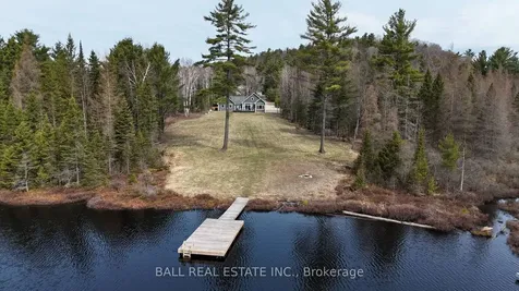 15 Vanluven Lane Bancroft ON K0L 1C0