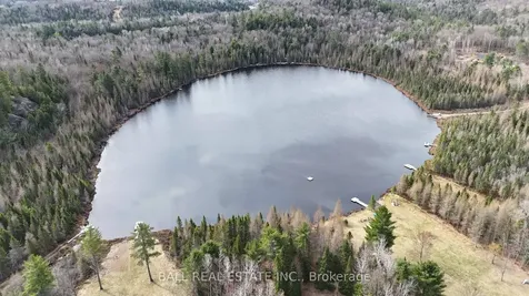 15 Vanluven Lane Bancroft ON K0L 1C0