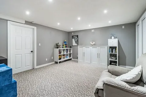 96 Hillmer Road Cambridge ON N1R 6B6