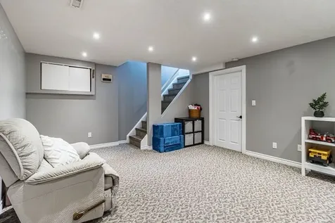 96 Hillmer Road Cambridge ON N1R 6B6