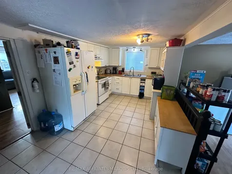 925 Adolphus Street Cornwall ON K6H 3T8