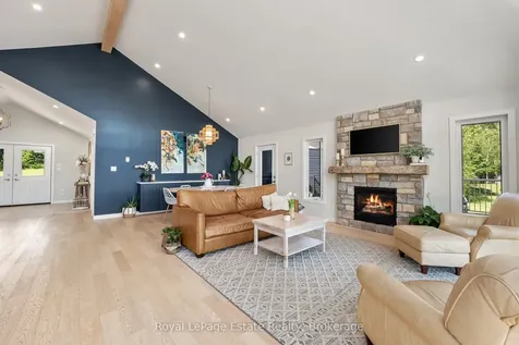 4318 Glamorgan Road Dysart Et Al ON K0M 1S0