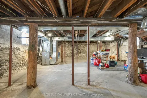 46 Ormond Street Brockville ON K6V 2K4